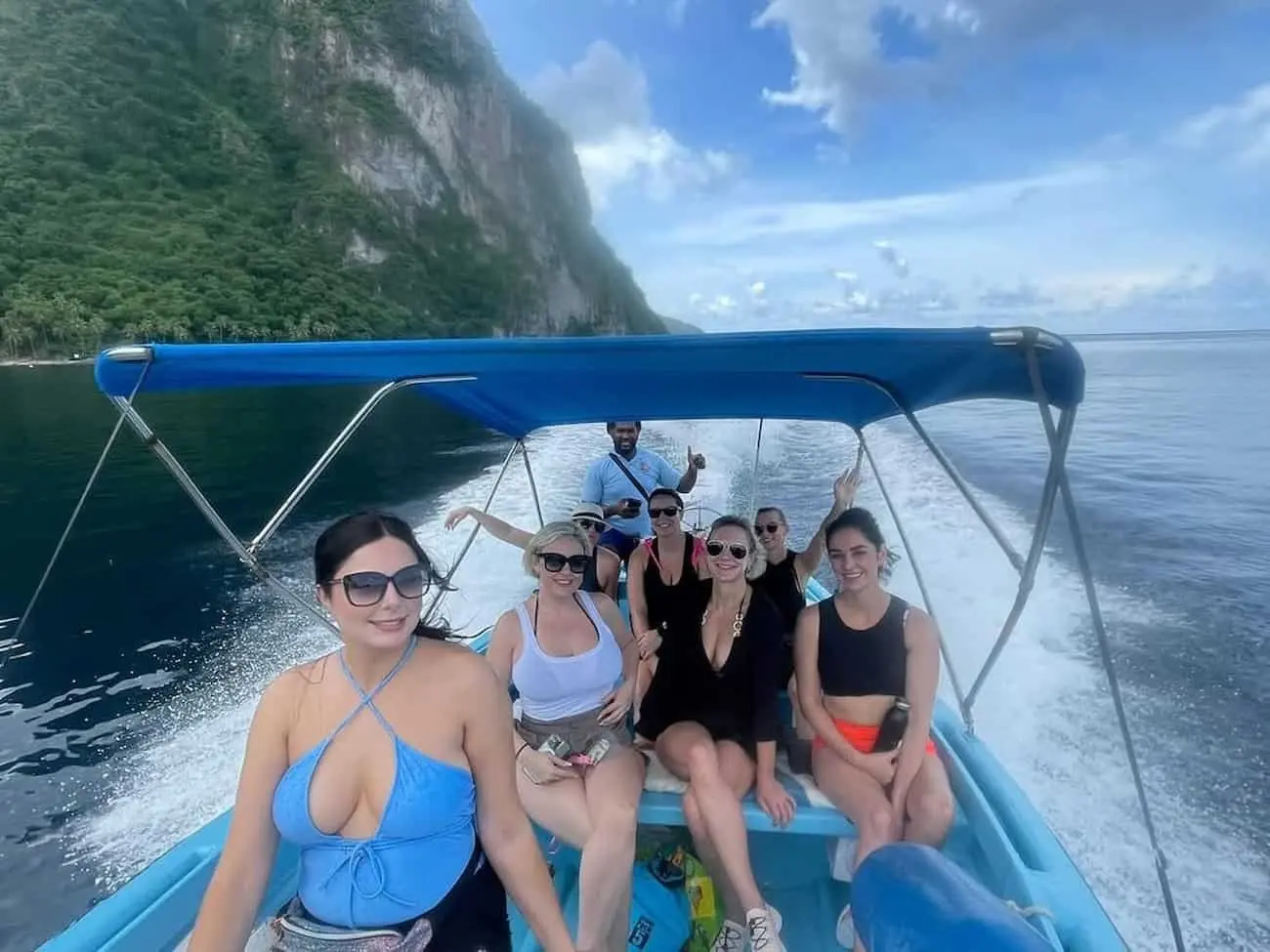 GSea Tours boat with the Piton